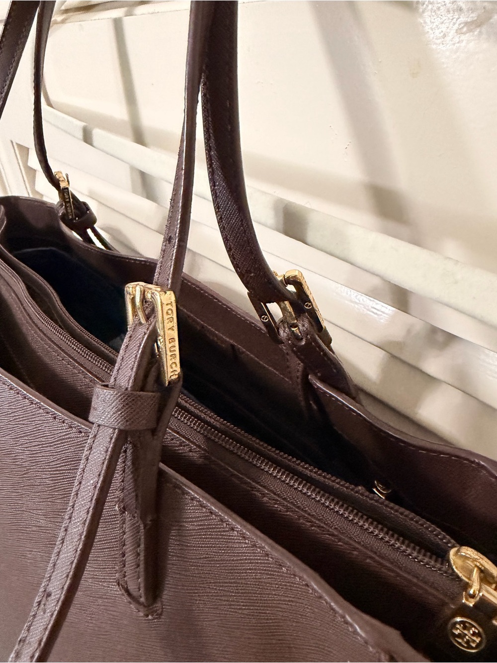 Tory Burch Chocolate Brown Saffiano Leather Tote with Gold Hardware - Picture 6 of 17